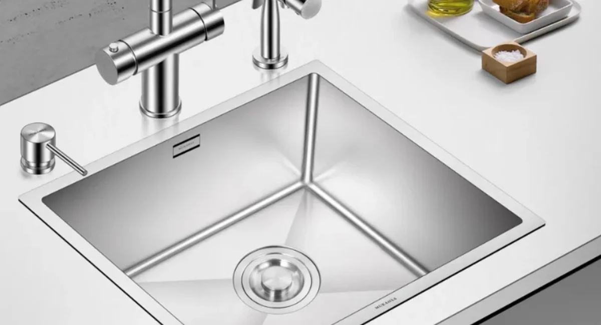 El Yapımı Eviyede Köşe Yarıçapı (R0, R10, R15) Nasıl Seçilir? Hacim, Temizlik ve Aksesuar Uyumu Rehberi